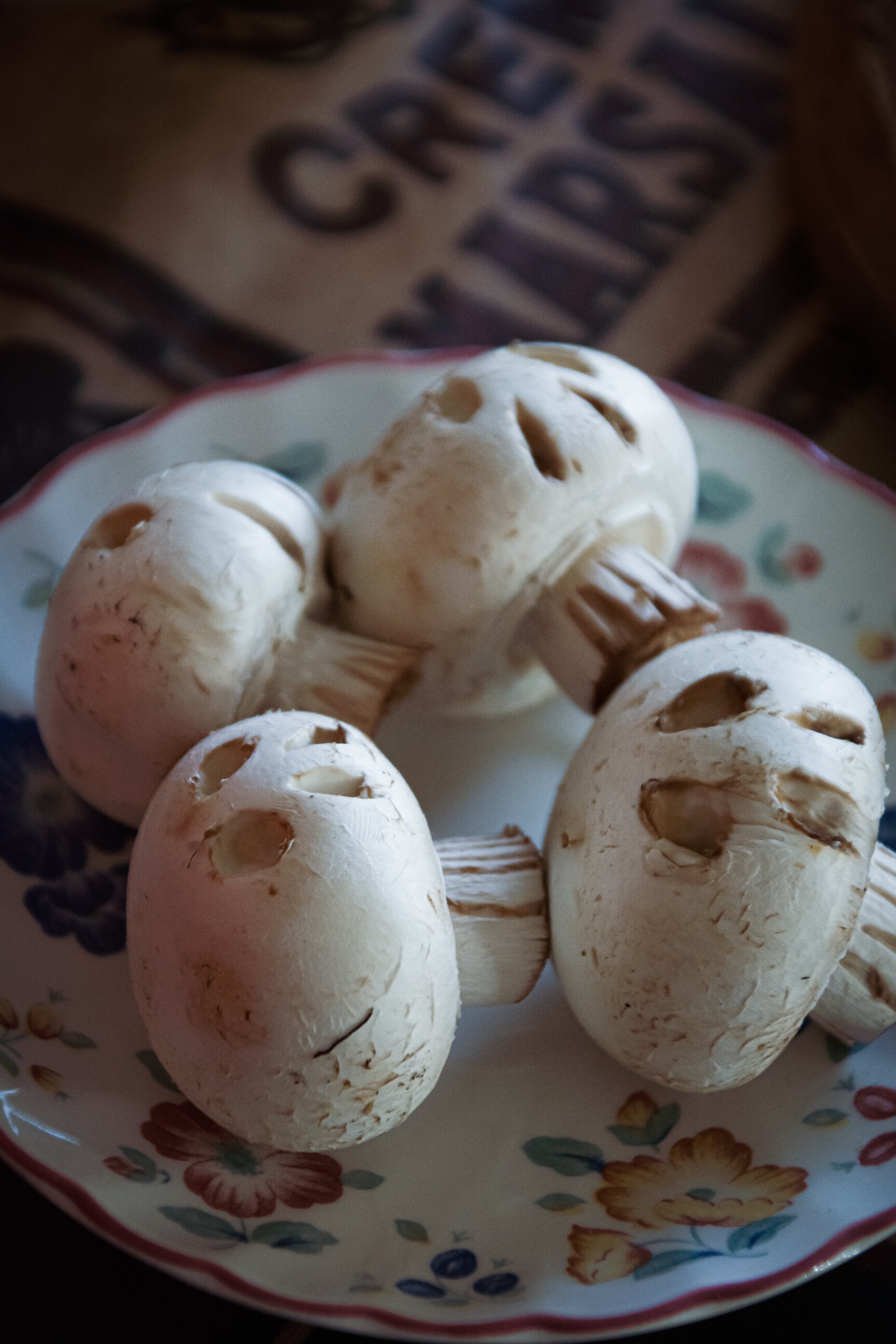 Mushroom skulls