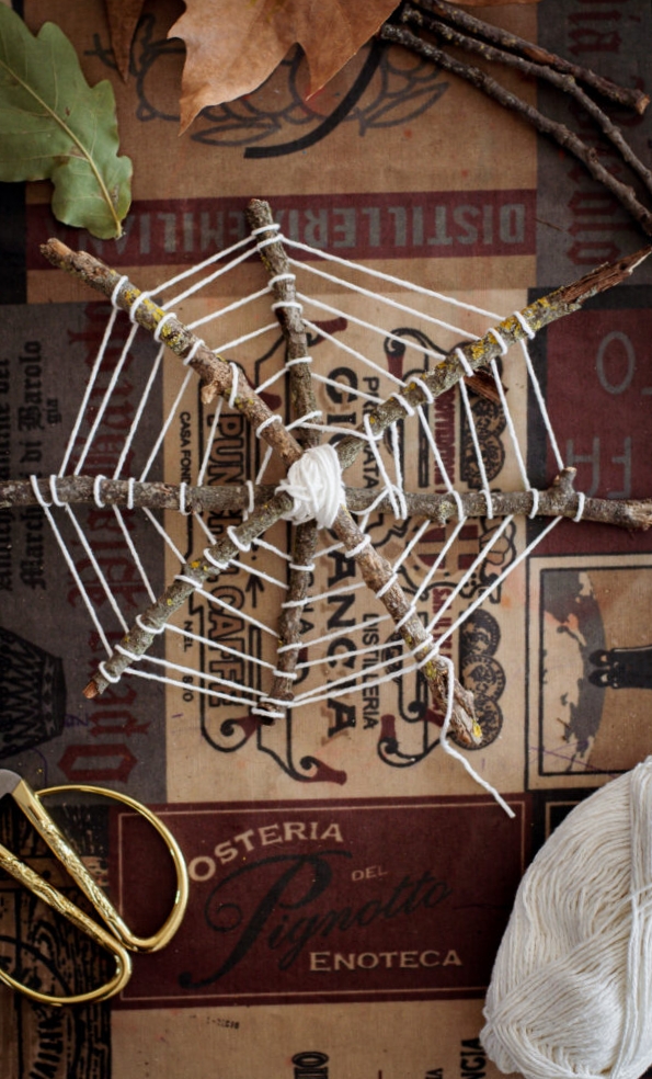 Stick spider web
