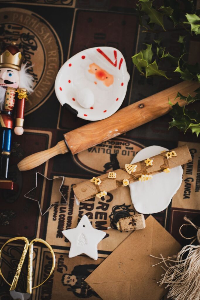 Easy Christmas Crafts You Can Make at Home